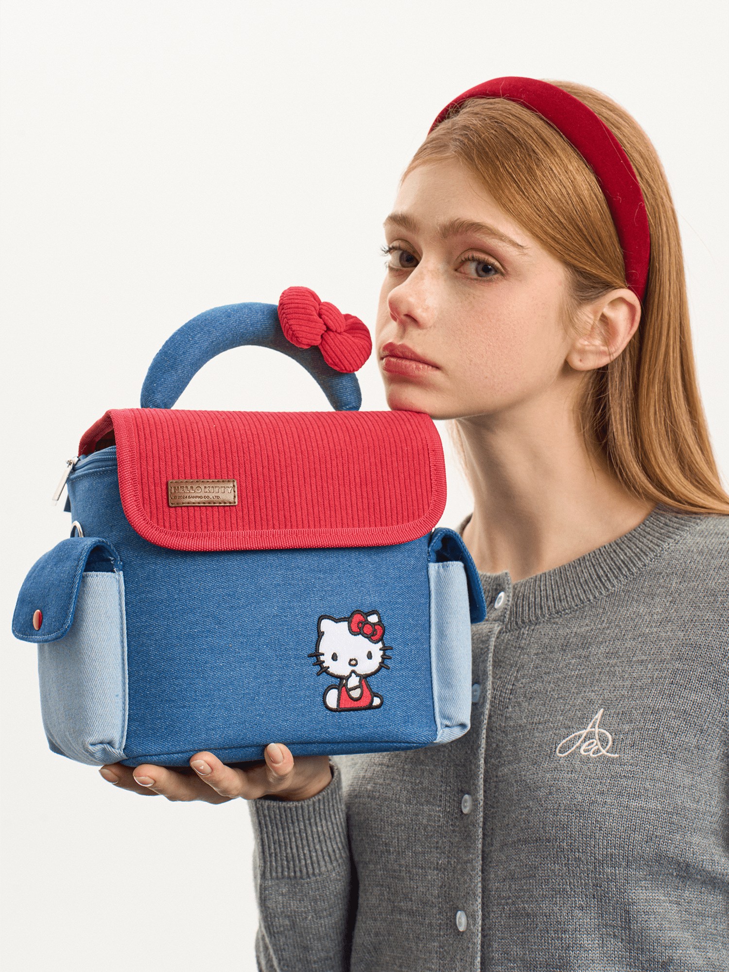 Hello Kitty Camera Carrying Bag Hello Kitty Camera Carrying Bag
