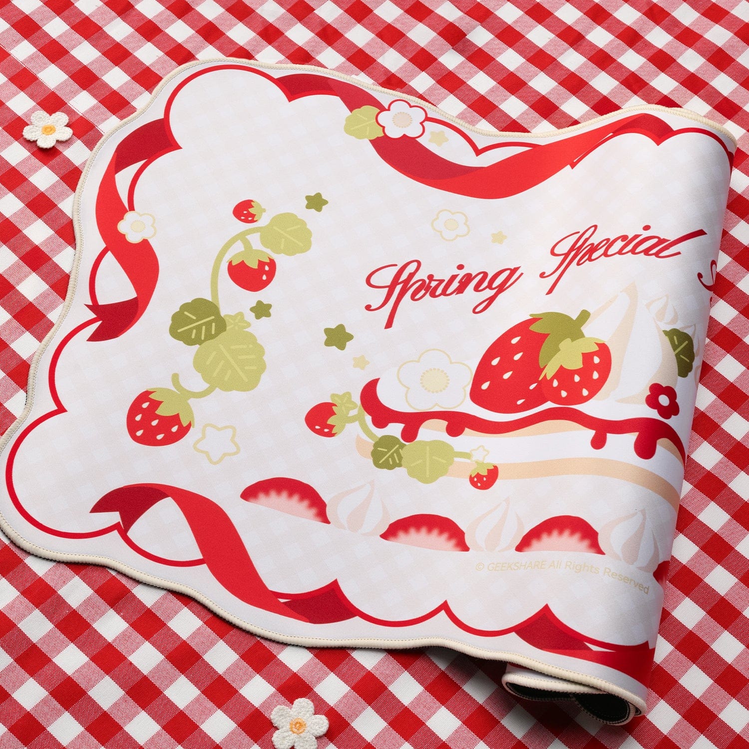 GeekShare Spring Strawberry Mousepads GeekShare Spring Strawberry Mousepads