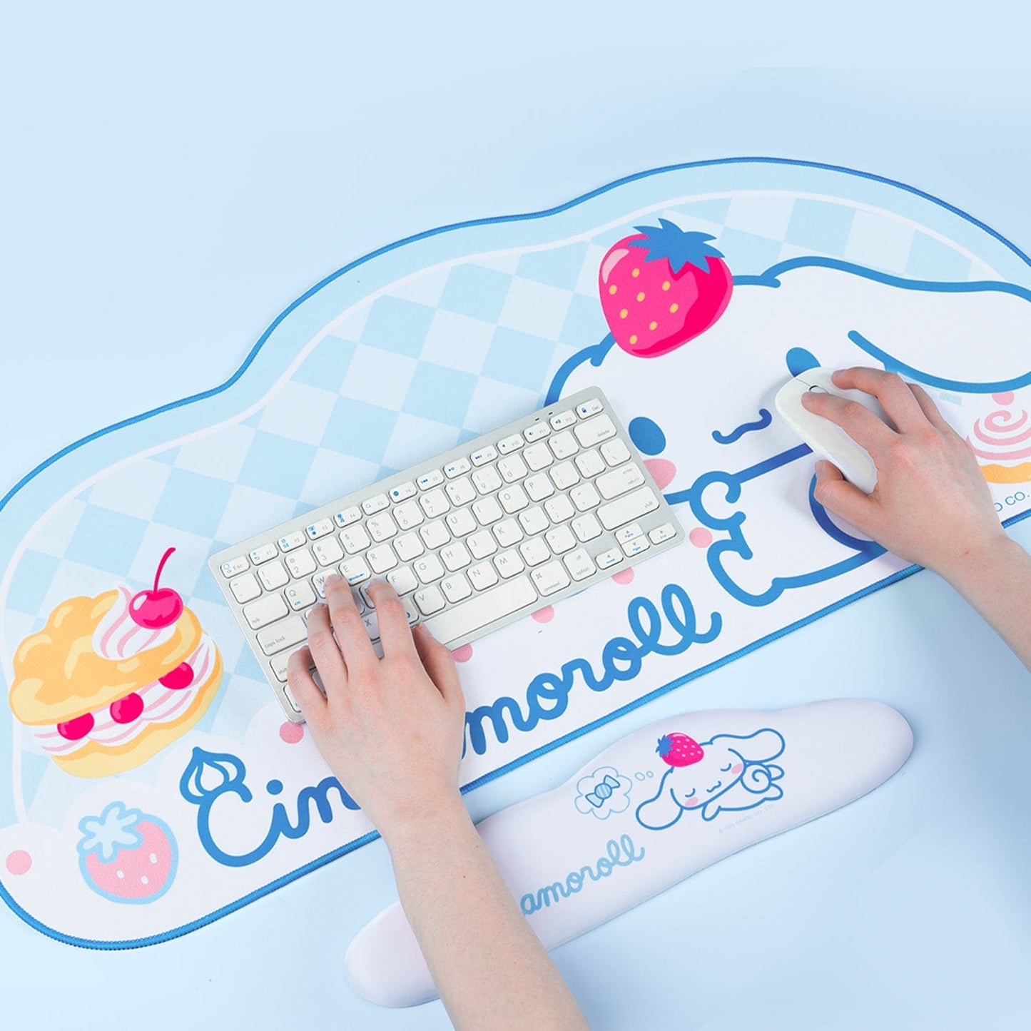 GeekShare x Sanrio Cinnamoroll Mousepads & Wrist Rest GeekShare x Sanrio Cinnamoroll Mousepads & Wrist Rest
