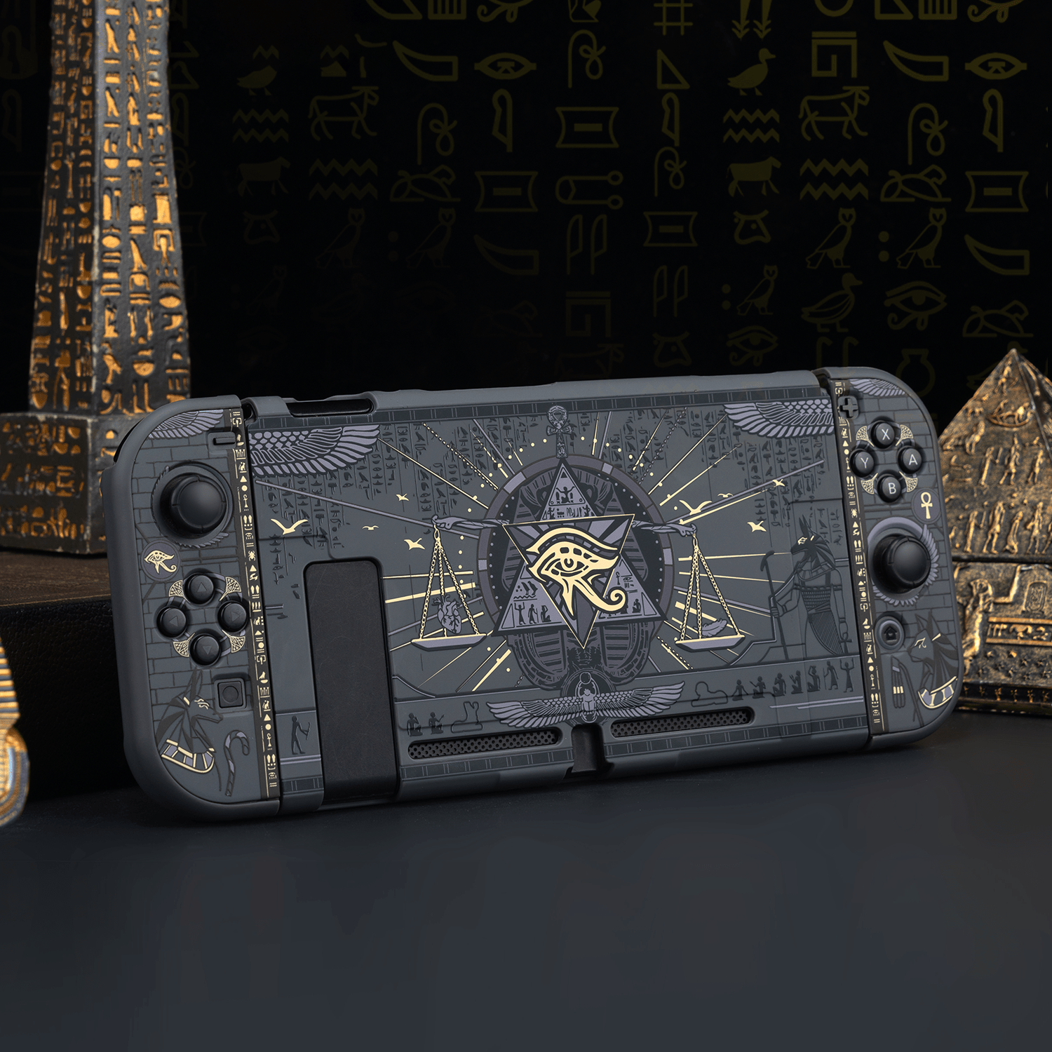 GeekShare Mysterious Kingdom Protective Case GeekShare Mysterious Kingdom Protective Case Cover for Nintendo Switch