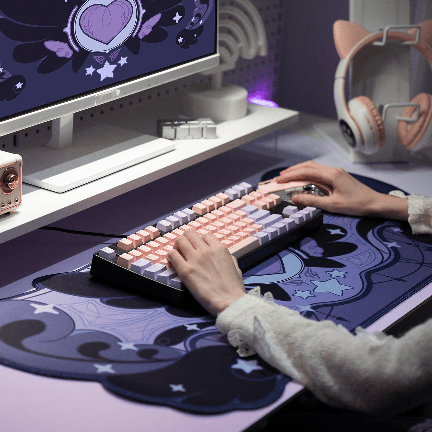 GeekShare Dark Star Wings Mouse Pad