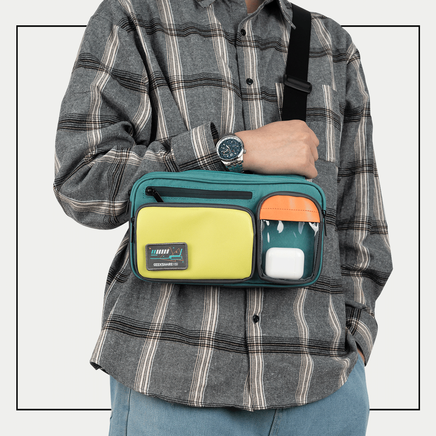 GeekShare Retro Crossbody Bag GeekShare Retro Crossbody Bag Backpack Travel Shoulder Bag