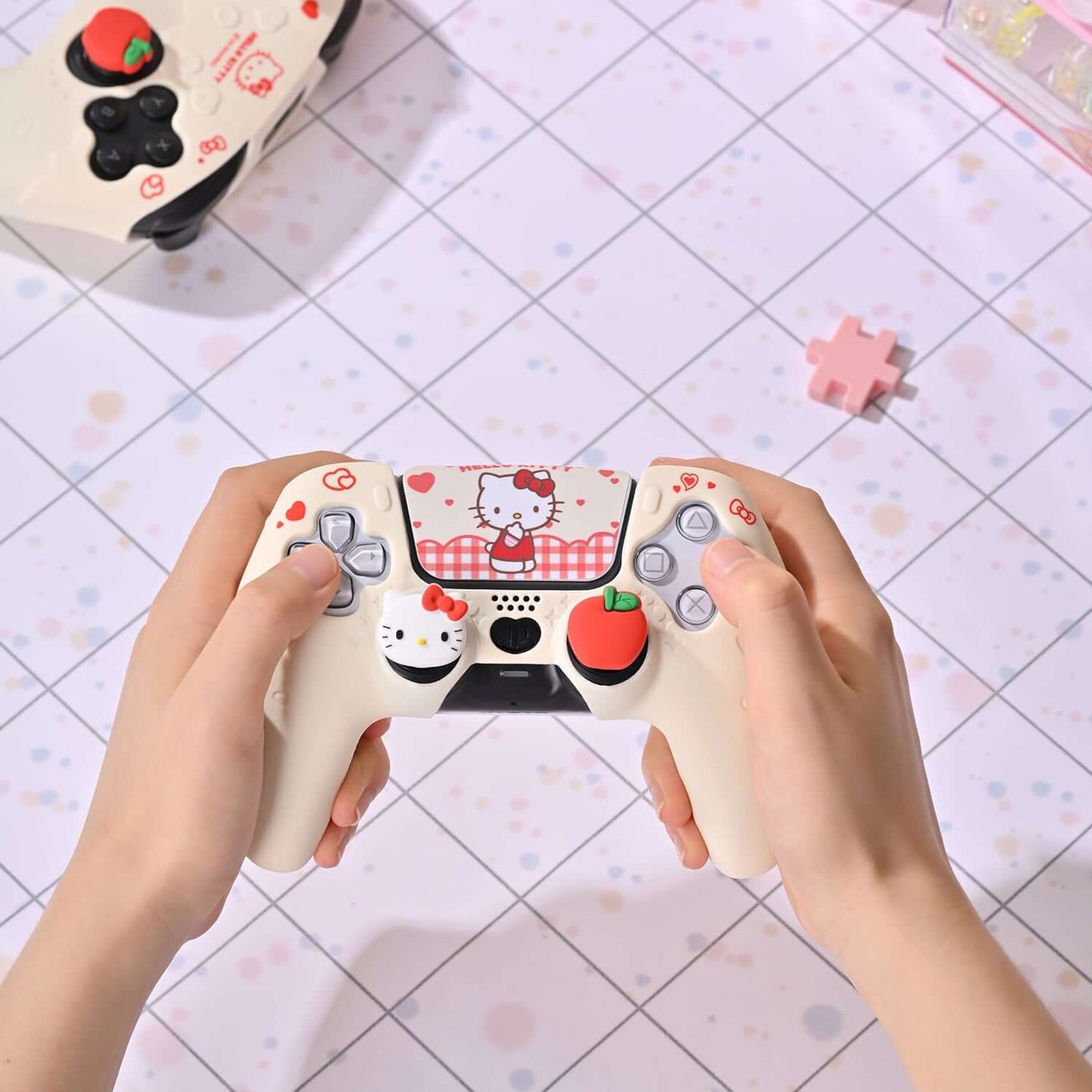 GeekShare x Sanrio PS5/NS Pro Skin- Hello Kitty