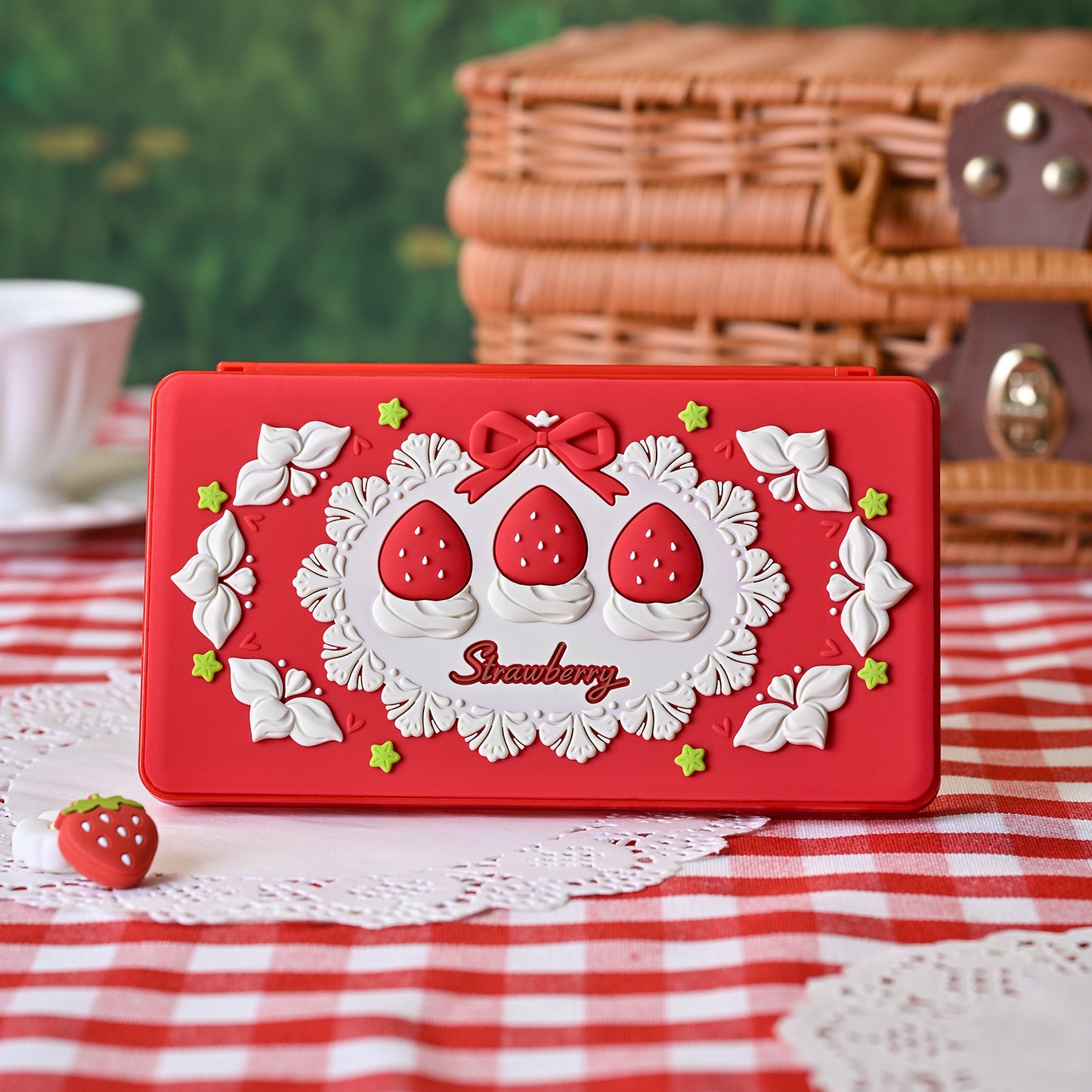 Cream Strawberry Card Case