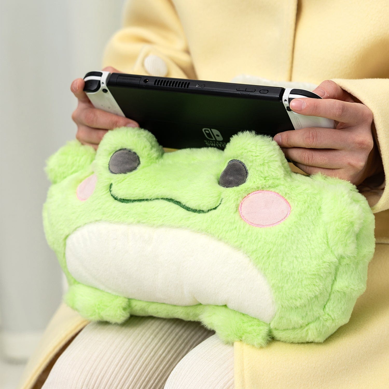 GeekShare Frog Plush Carrying Bag