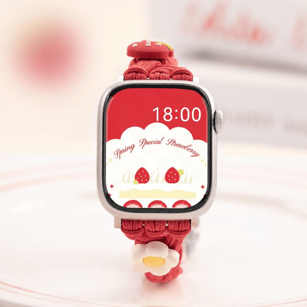 GeekShare Cream Strawberry Scrunchie Apple Watch Band GeekShare Cream Strawberry Scrunchie Apple Watch Band