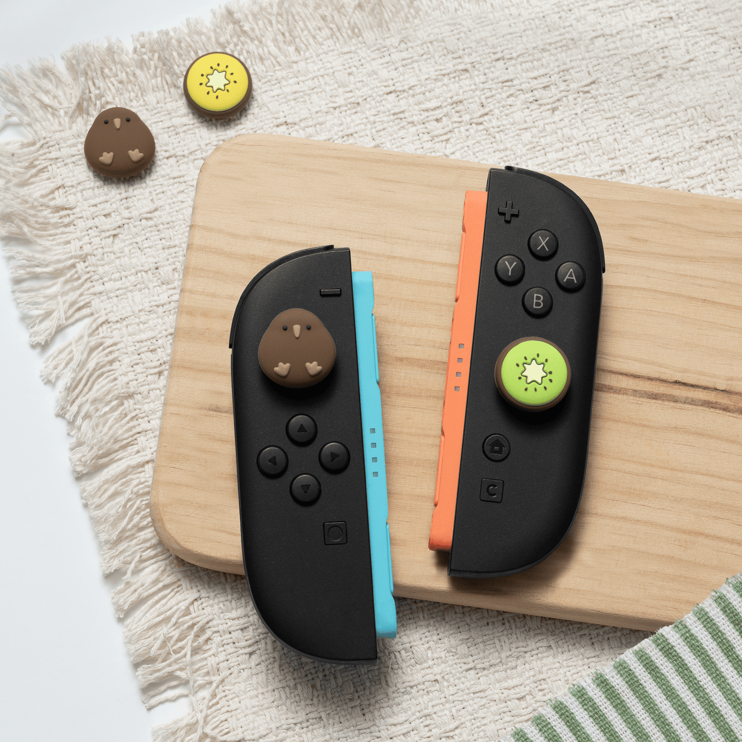 GeekShare KIWI KIWI Thumb Grip Caps for switch 2 GeekShare KIWI KIWI Thumb Grip Caps for switch 2