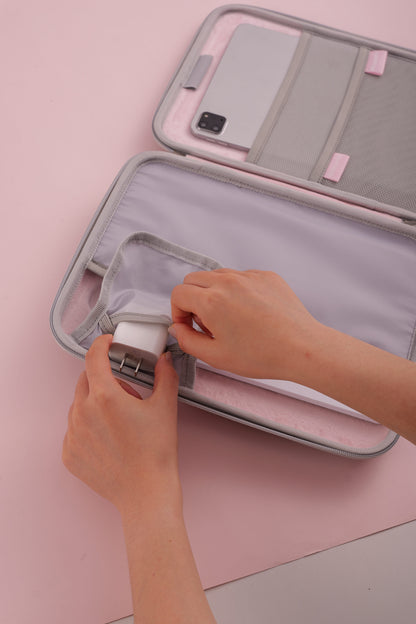 Hello Kitty Shining Silver Heart iPad Sleeve Hello Kitty Shining Silver Heart iPad Sleeve