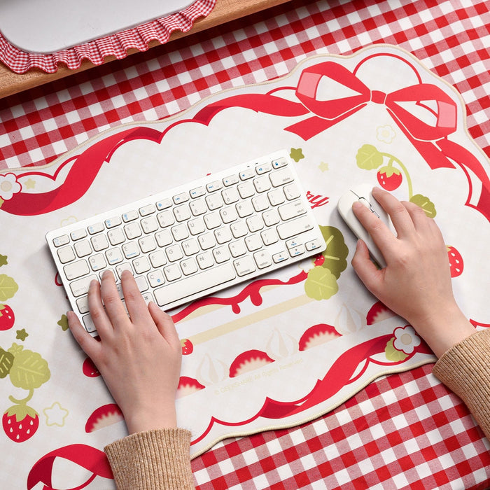 GeekShare Spring Strawberry Mousepads GeekShare Spring Strawberry Mousepads