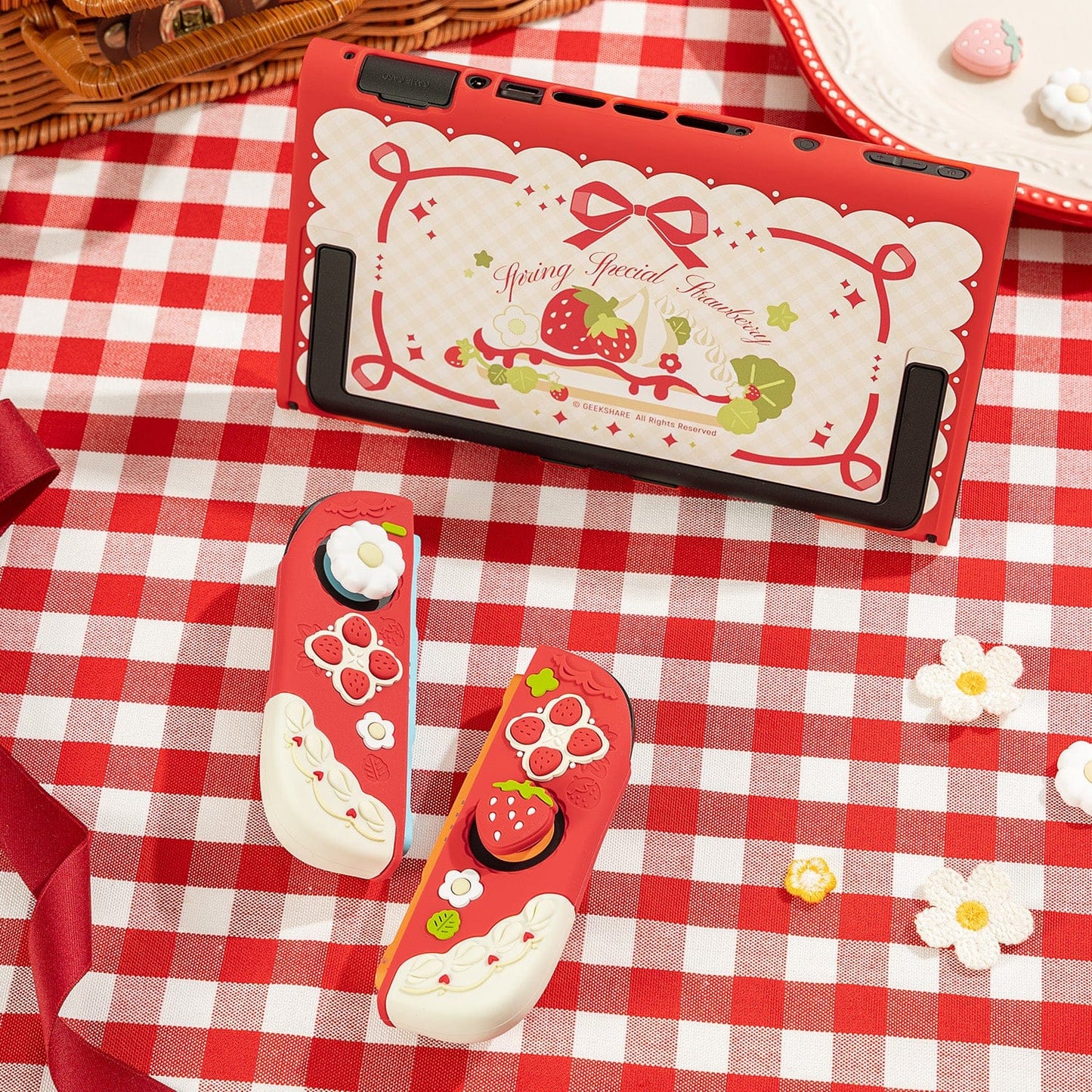 Nov 20 Sale: Cream Strawberry Series Protective Case for Switch 2 Nov 20 Sale: Cream Strawberry Series Protective Case for Switch 2